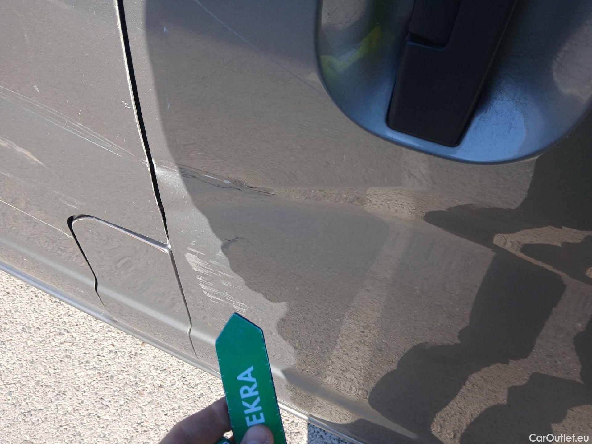  Nissan  NV200 NISSAN  / 2009 / 5P / combi Combi 5 1.5dCi 66kW (90CV) COMFORT Portó #25