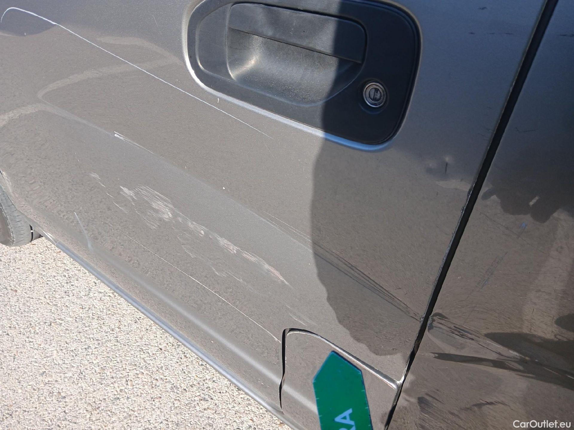  Nissan  NV200 NISSAN  / 2009 / 5P / combi Combi 5 1.5dCi 66kW (90CV) COMFORT Portó #22