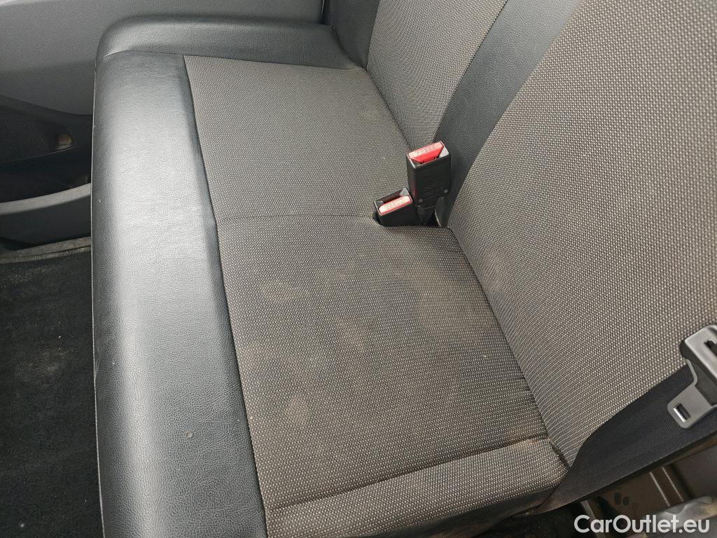  Peugeot  Expert PEUGEOT  / 2016 / 4P / furgón Furgón Premium 1.5 BlueHDi 100 Standard (AC) #45