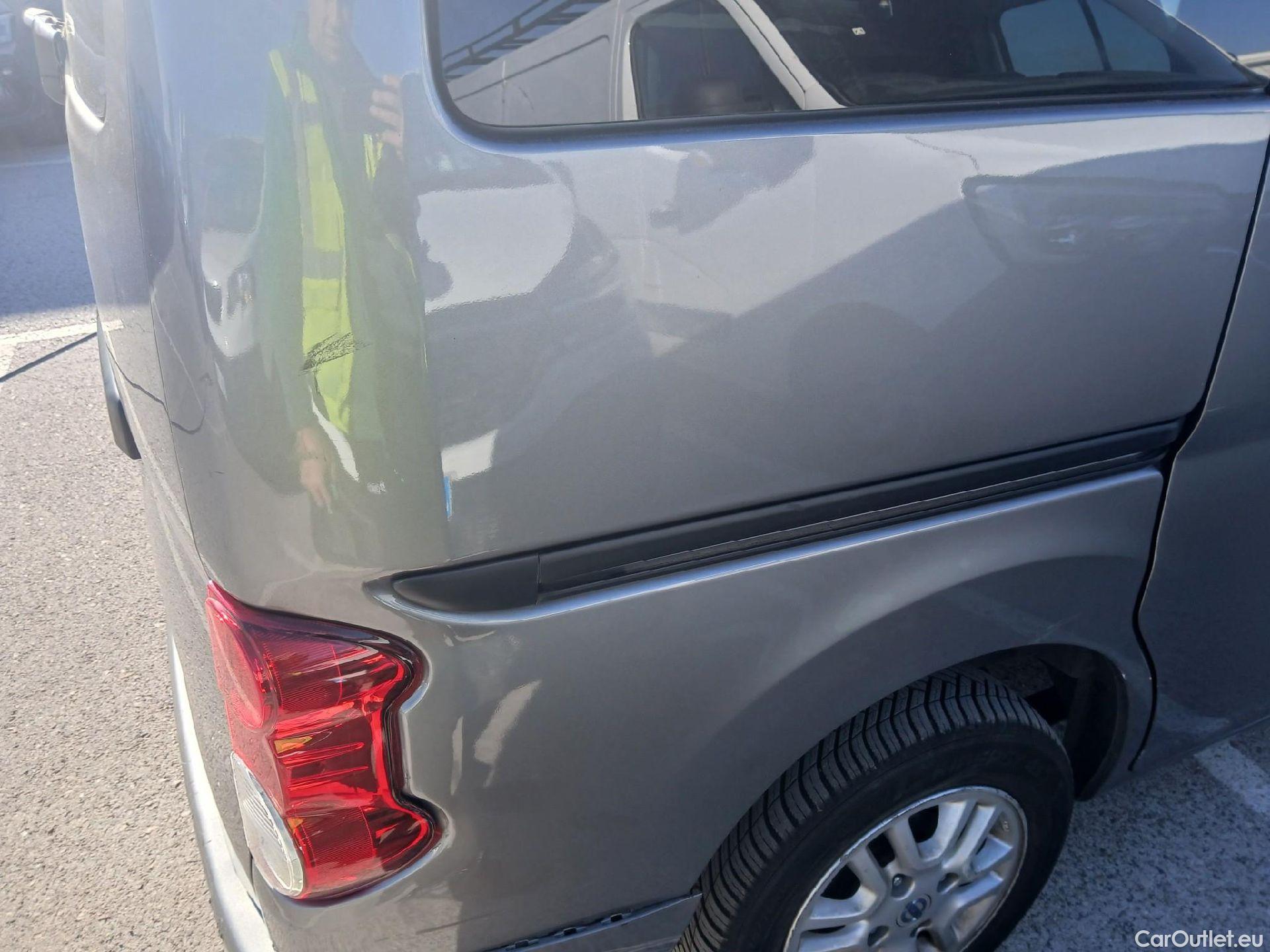  Nissan  NV200 NISSAN  / 2009 / 5P / combi Combi 5 1.5dCi 66kW (90CV) COMFORT Portó #38