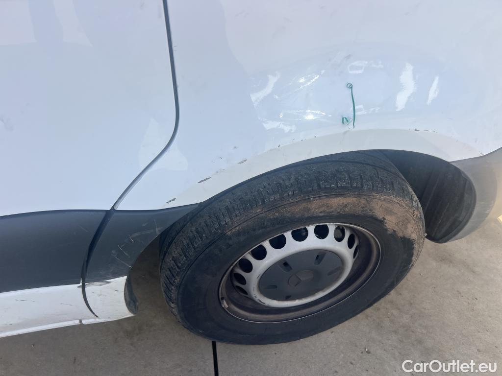  Mercedes  Sprinter MERCEDES-BENZ  / 2018 / 4P / furgón 311 CDI MEDIO 3.5T T. ALTO #37