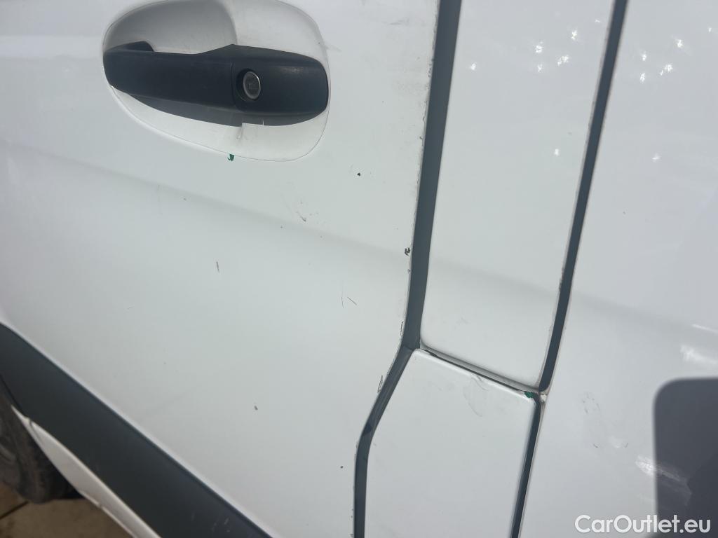  Mercedes  Sprinter MERCEDES-BENZ  / 2018 / 4P / furgón 311 CDI MEDIO 3.5T T. ALTO #19