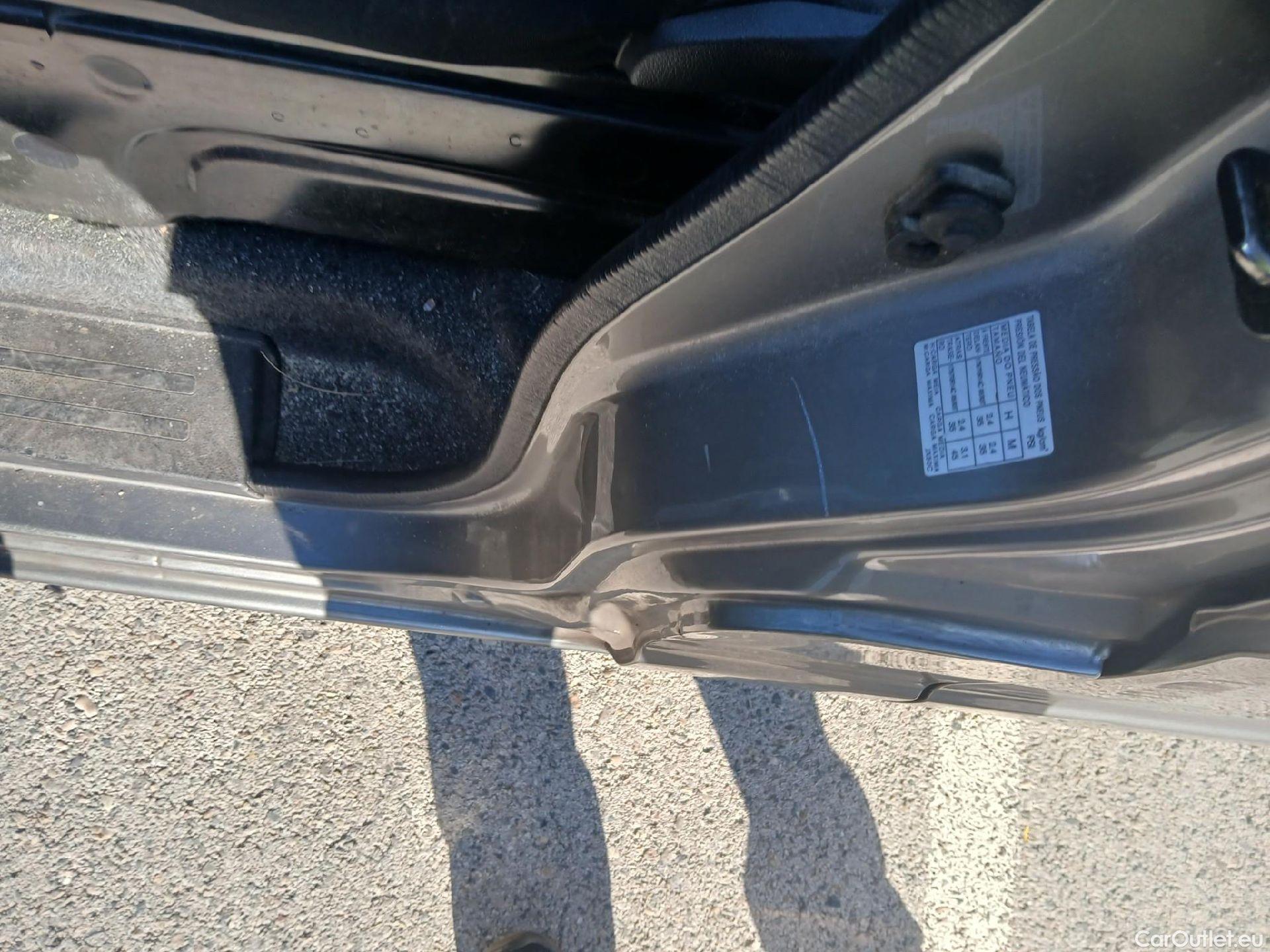  Nissan  NV200 NISSAN  / 2009 / 5P / combi Combi 5 1.5dCi 66kW (90CV) COMFORT Portó #27