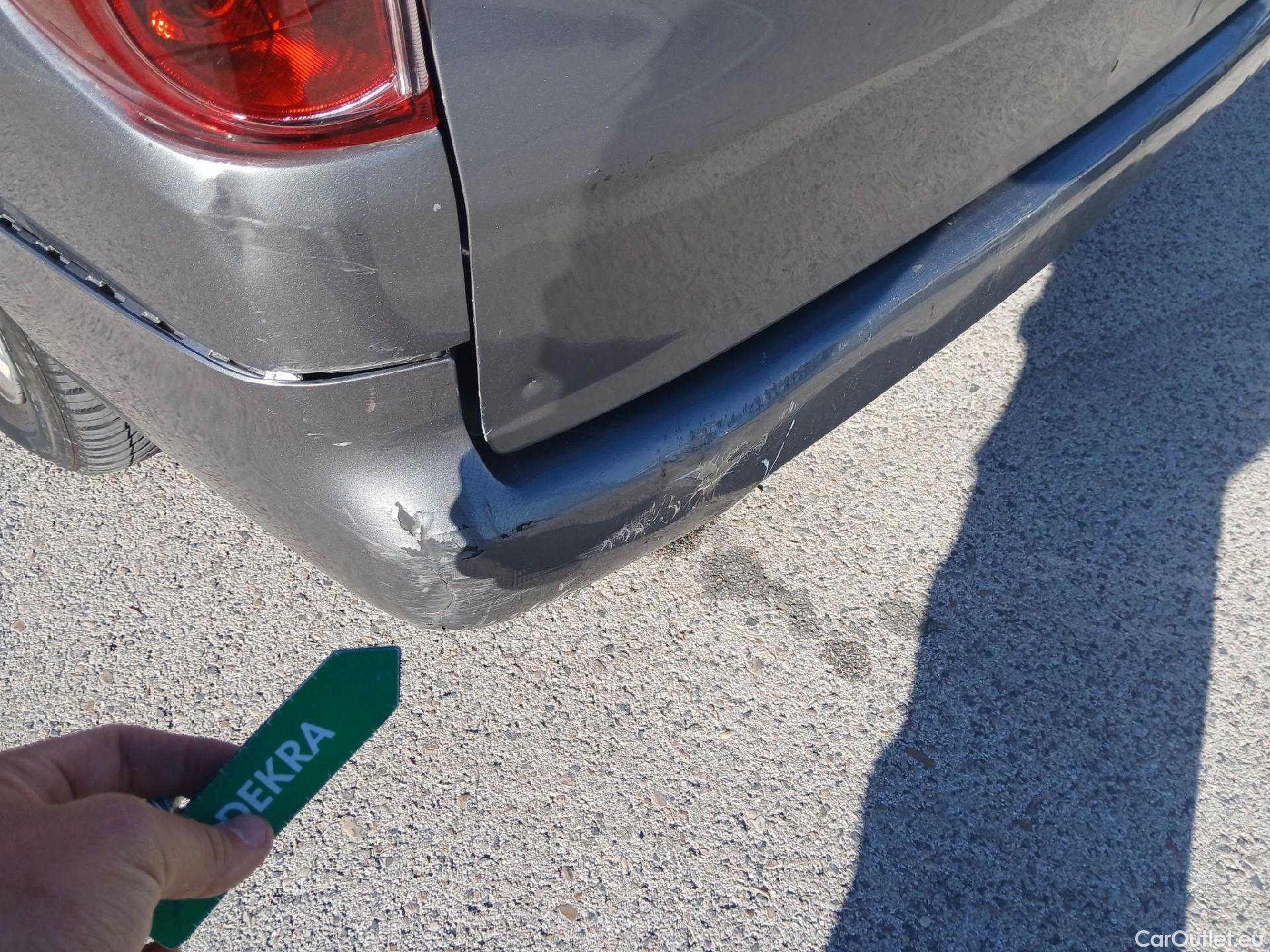  Nissan  NV200 NISSAN  / 2009 / 5P / combi Combi 5 1.5dCi 66kW (90CV) COMFORT Portó #32