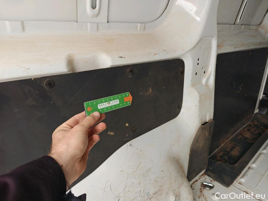  Peugeot  Expert PEUGEOT  / 2016 / 4P / furgón Furgón Premium 1.5 BlueHDi 100 Standard (AC) #55