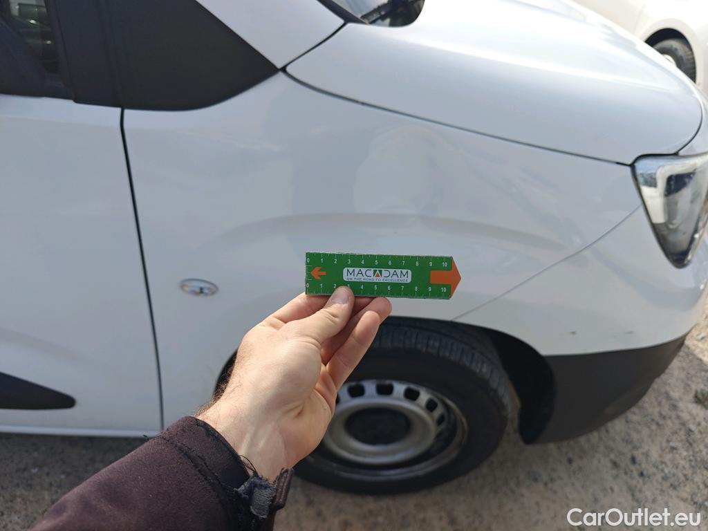  Opel  Combo OPEL  / 2018 / 3P / furgón derivado de turismo 1.5 TD 75kW (100CV) Express L H1 650kg (AC) #26