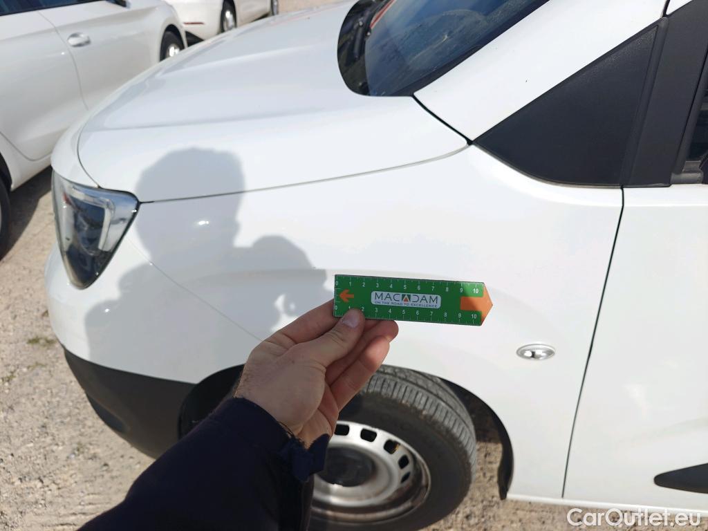  Opel  Combo OPEL  / 2018 / 3P / furgón derivado de turismo 1.5 TD 75kW (100CV) Express L H1 650kg (AC) #64