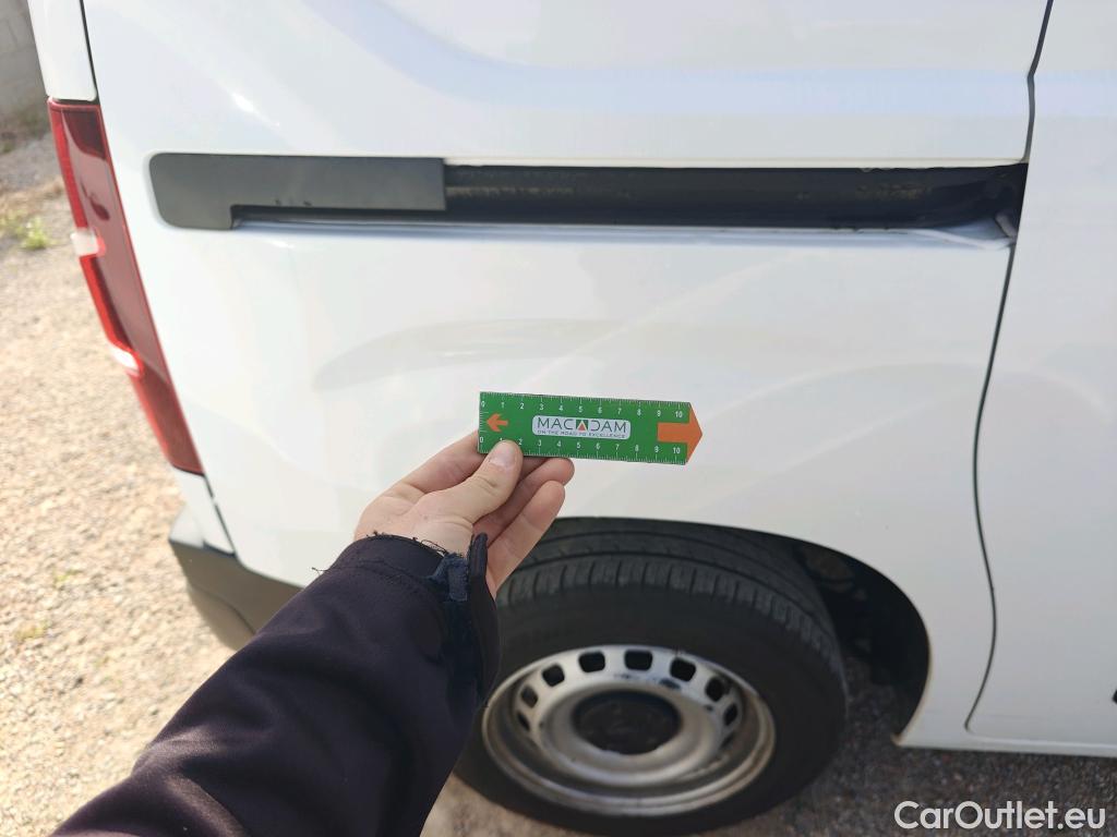  Opel  Combo OPEL  / 2018 / 3P / furgón derivado de turismo 1.5 TD 75kW (100CV) Express L H1 650kg (AC) #72