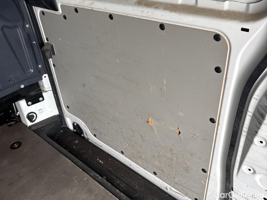  Mercedes  Vito MERCEDES-BENZ  / 2014 / 4P / furgón 114CDI 100kW furgón Pro larga #26