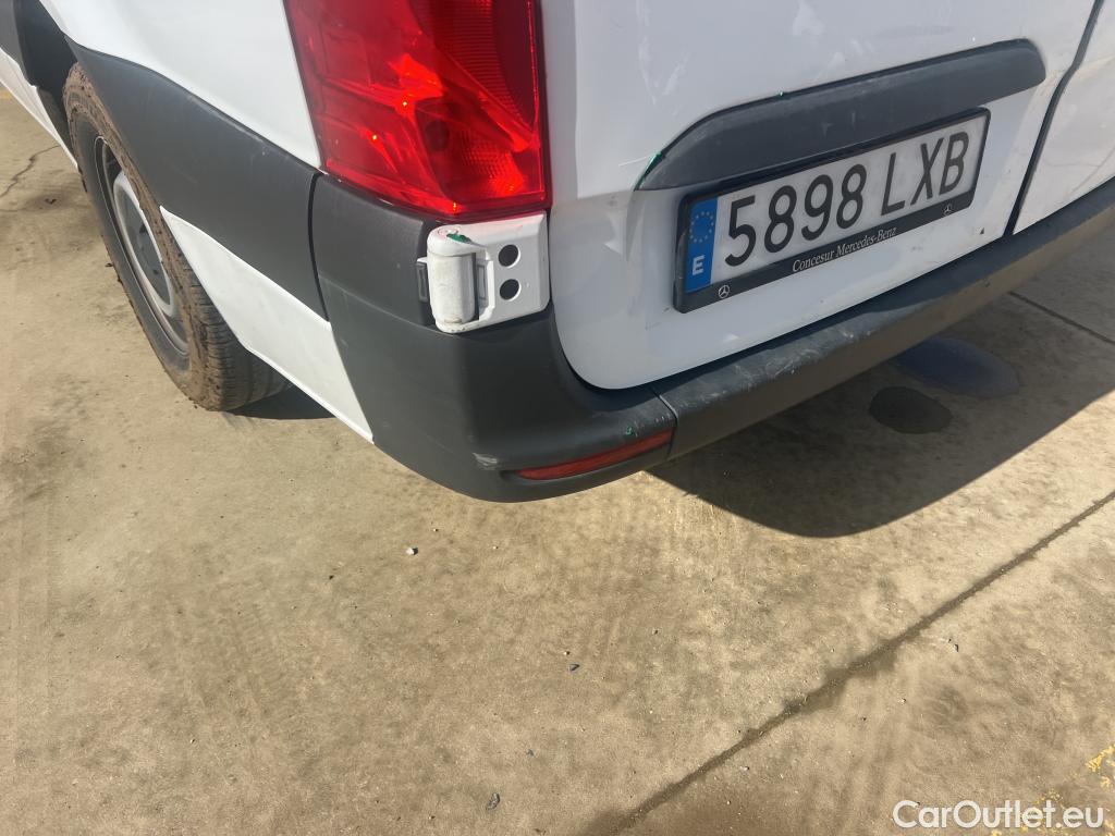  Mercedes  Sprinter MERCEDES-BENZ  / 2018 / 4P / furgón 311 CDI MEDIO 3.5T T. ALTO #32