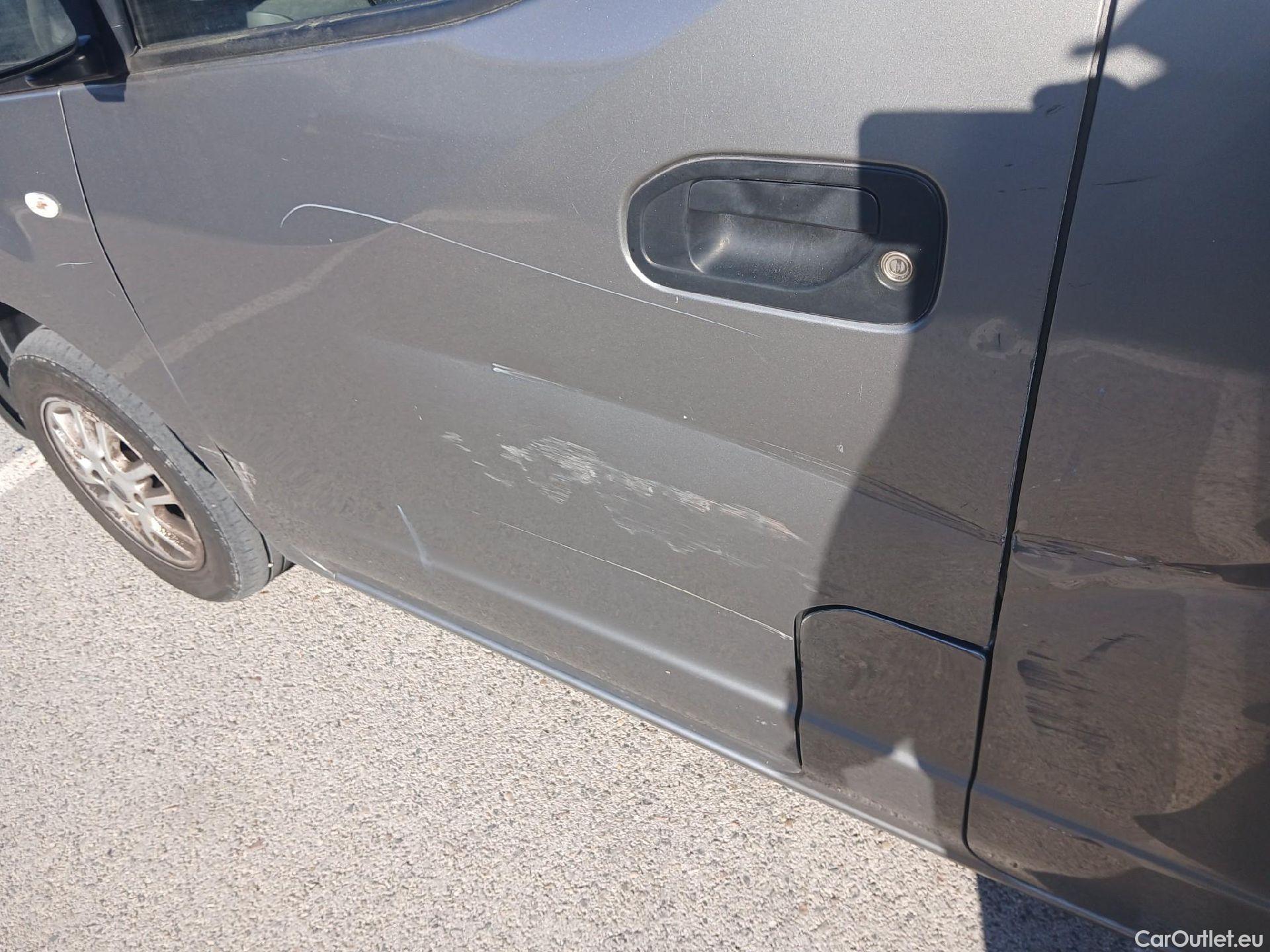  Nissan  NV200 NISSAN  / 2009 / 5P / combi Combi 5 1.5dCi 66kW (90CV) COMFORT Portó #23