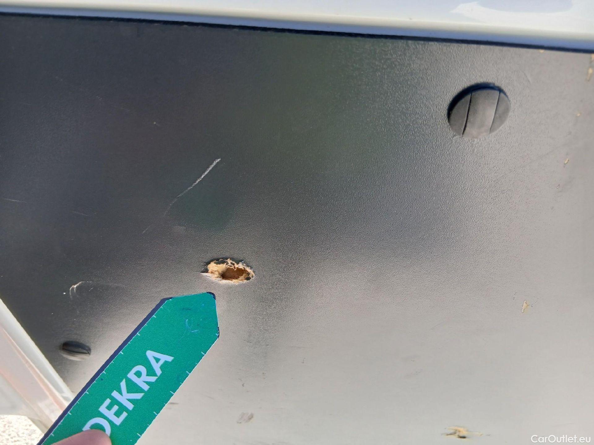  Peugeot  Expert PEUGEOT  / 2016 / 4P / furgón Furgón Premium 2.0 BlueHDi 120 Standard #4