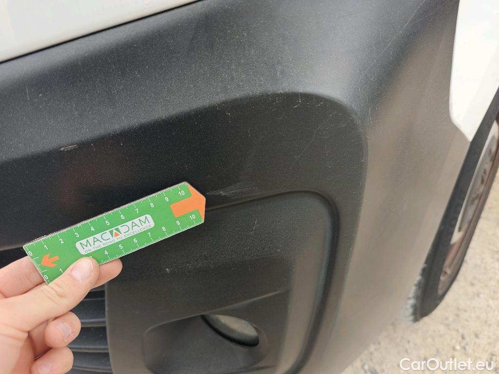  Peugeot  Expert PEUGEOT  / 2016 / 4P / furgón Furgón Premium 1.5 BlueHDi 100 Standard (AC) #53