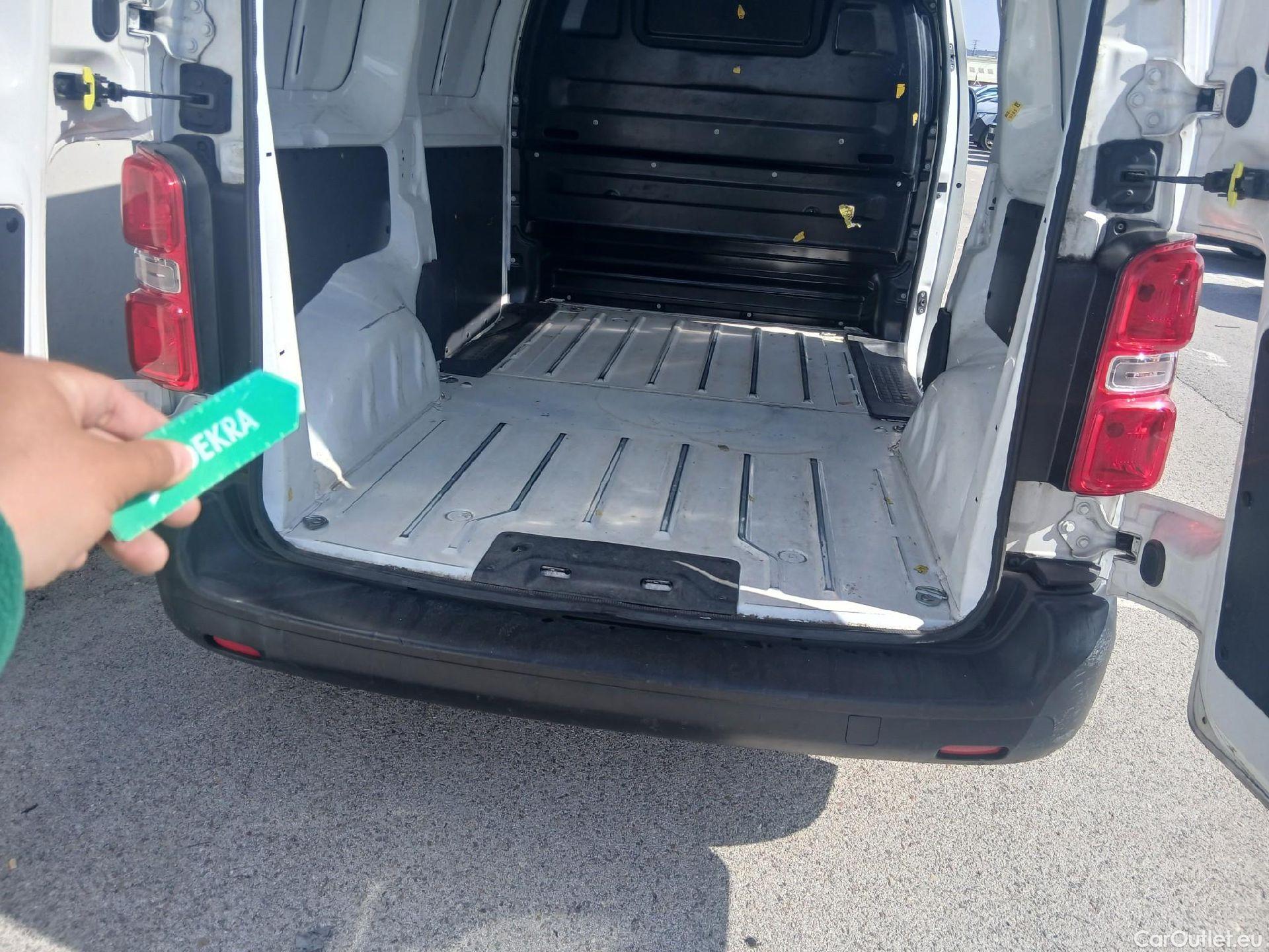  Opel  Vivaro OPEL  / 2019 / 4P / furgón 1.5 Diésel 74kW (100CV) M Std Express #1