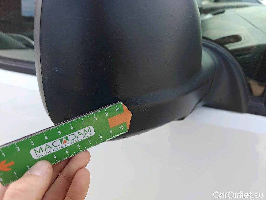  Opel  Combo OPEL  / 2018 / 3P / furgón derivado de turismo 1.5 TD 75kW (100CV) Express L H1 650kg (AC) #53