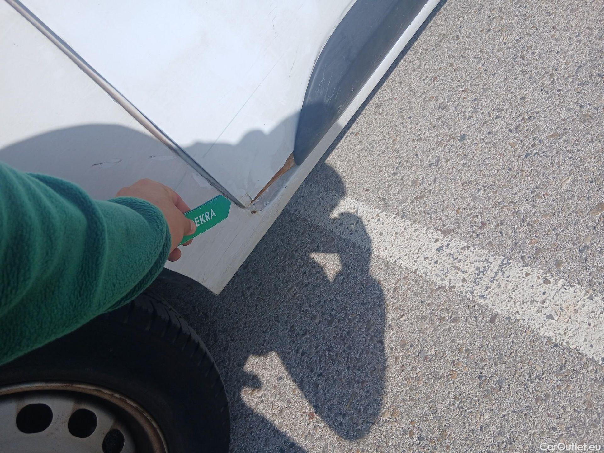  Opel  Vivaro OPEL  / 2019 / 4P / furgón 1.5 Diésel 74kW (100CV) M Std Express #42