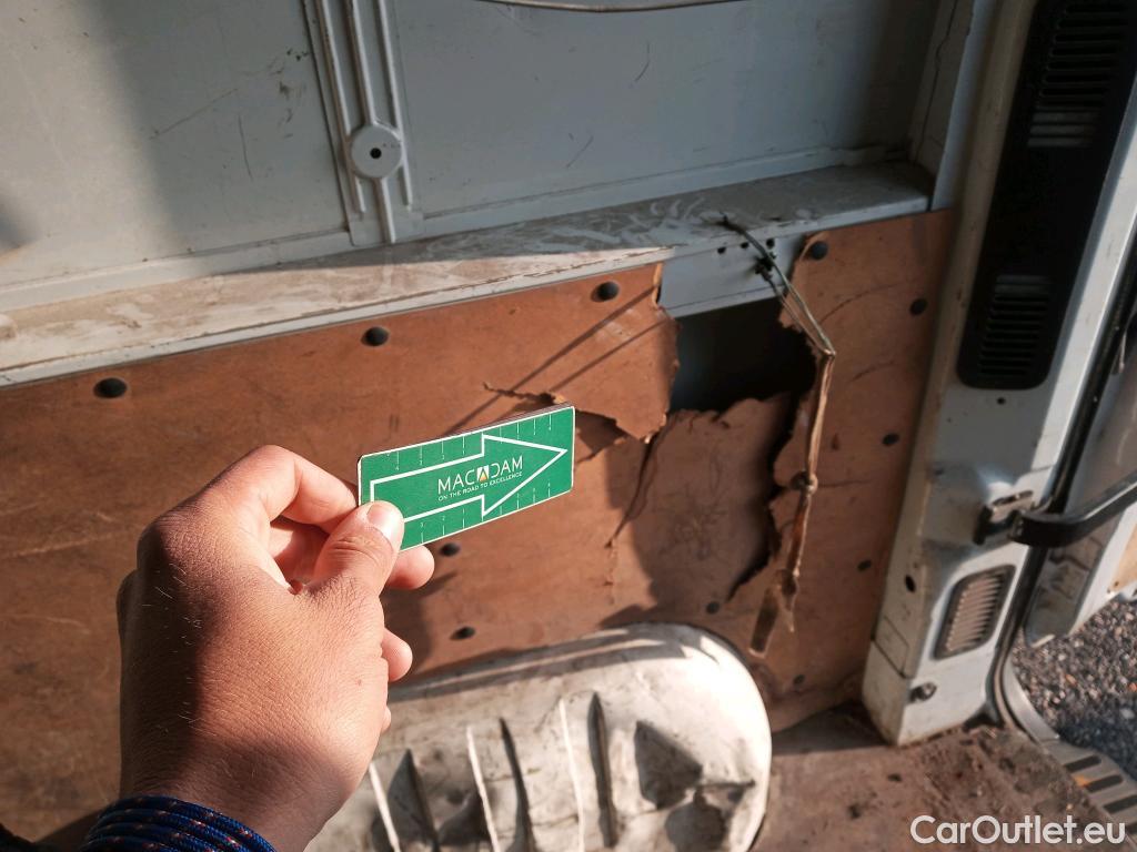  Nissan  NV400 NISSAN  / 2011 / 4P / furgón L2H2 3,5T 2.3dCi EU6 81kW FWD COMFORT #23