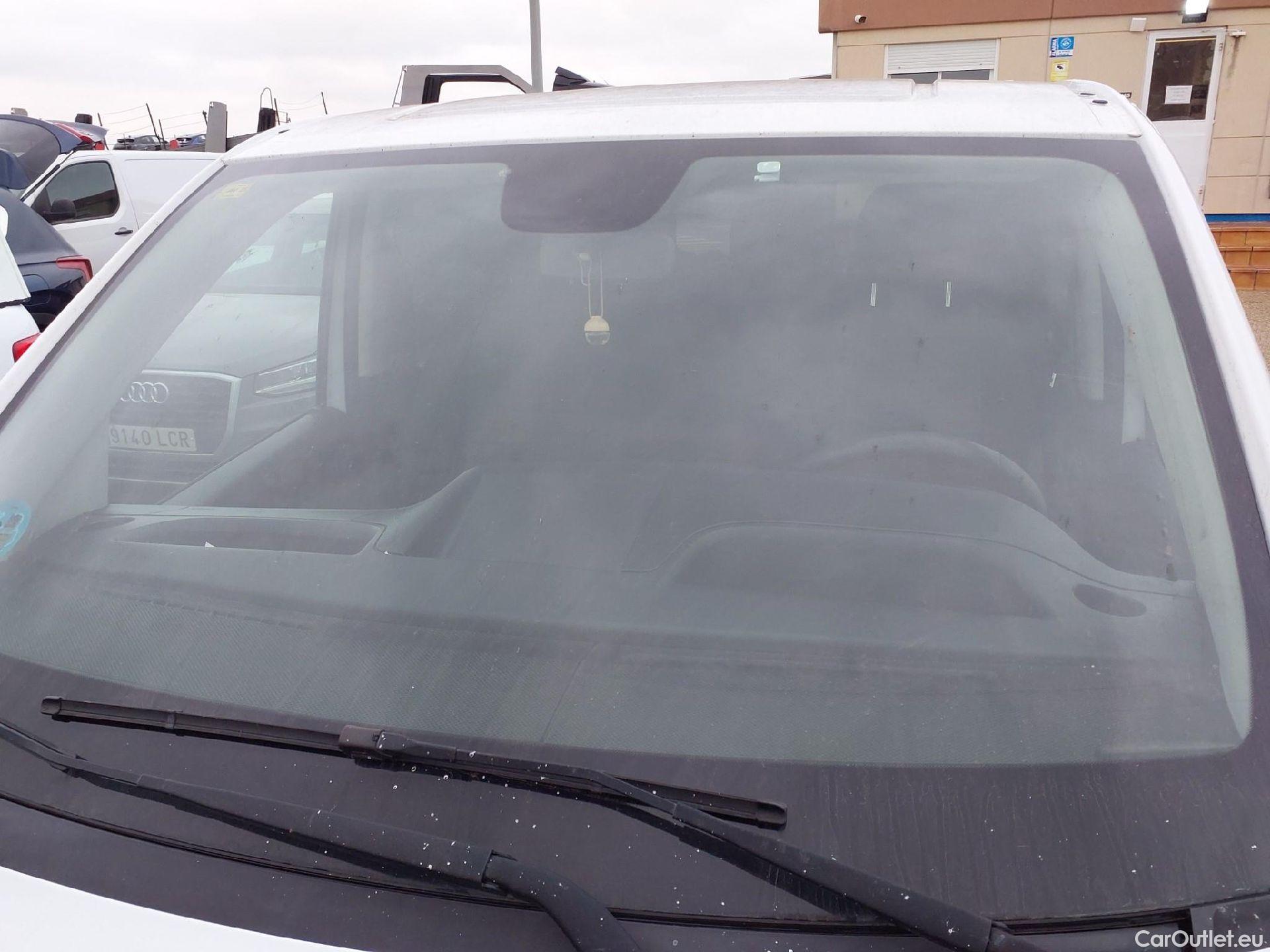  Mercedes  Vito MERCEDES-BENZ  / 2014 / 4P / furgón 110 CDI TD Mixto Compacta #15