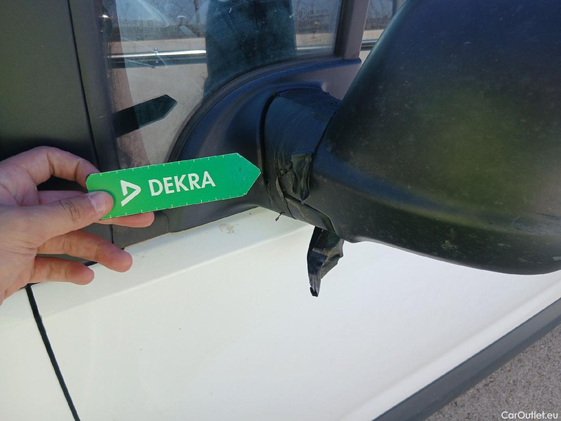  Peugeot  Partner PEUGEOT  / 2018 / 3P / furgón derivado de turismo Pro Standard 600kg BlueHDi 55kW #11