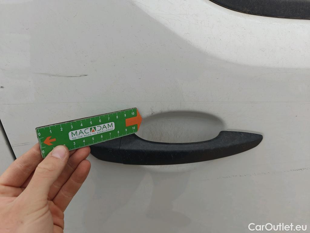  Peugeot  Expert PEUGEOT  / 2016 / 4P / furgón Furgón Premium 1.5 BlueHDi 100 Standard (AC) #37