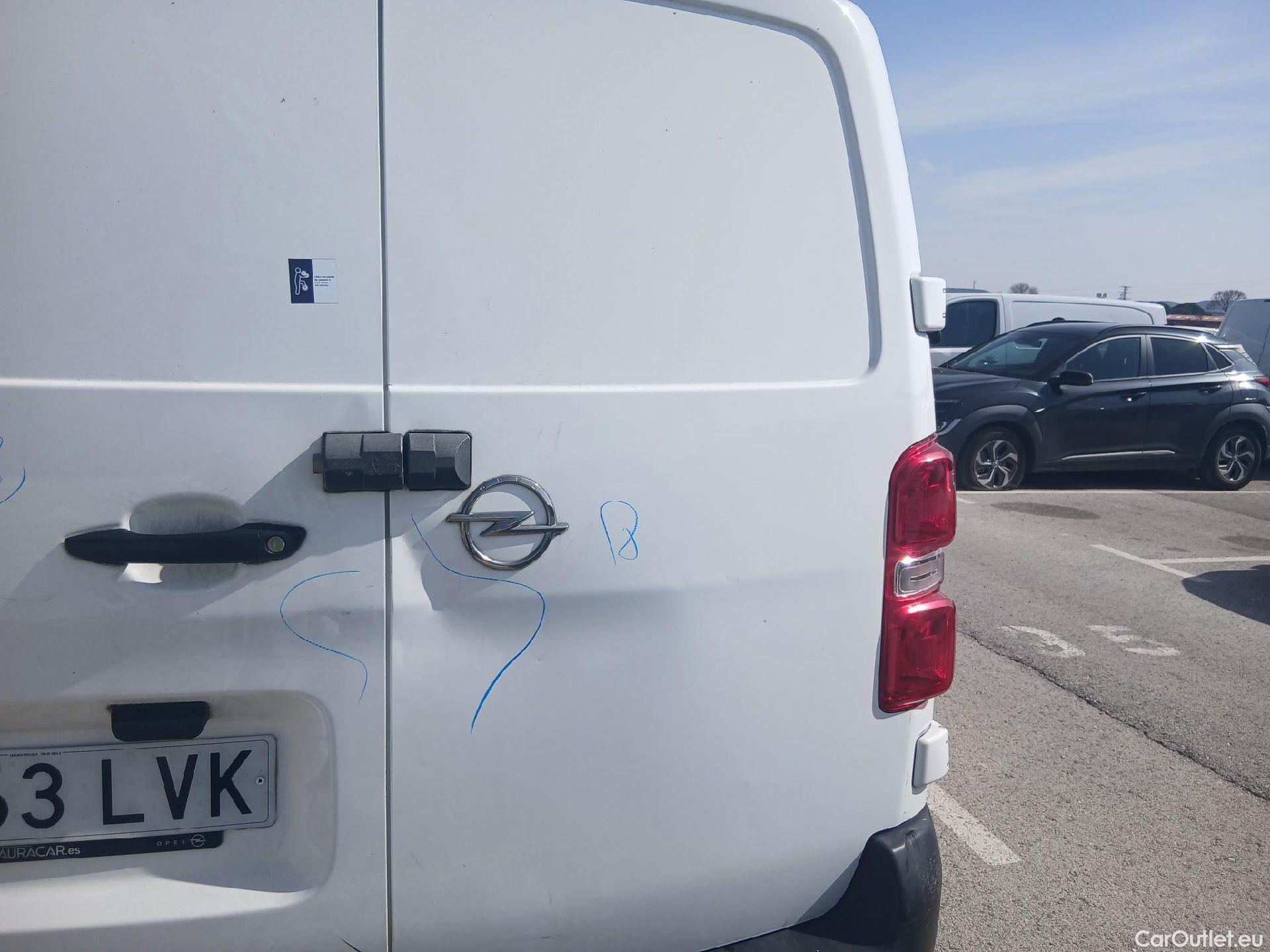  Opel  Vivaro OPEL  / 2019 / 4P / furgón 1.5 Diésel 74kW (100CV) M Std Express #36