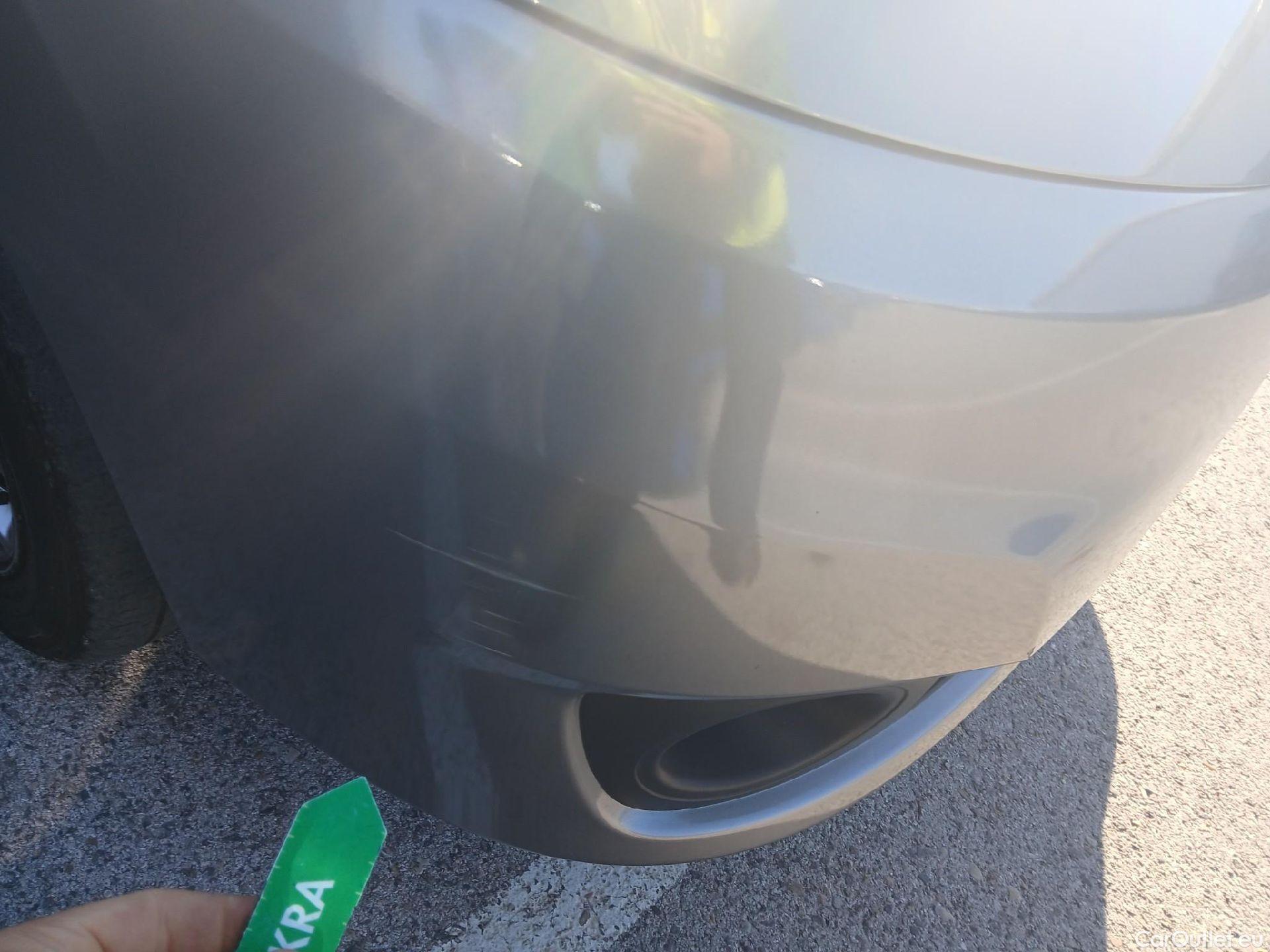  Nissan  NV200 NISSAN  / 2009 / 5P / combi Combi 5 1.5dCi 66kW (90CV) COMFORT Portó #17