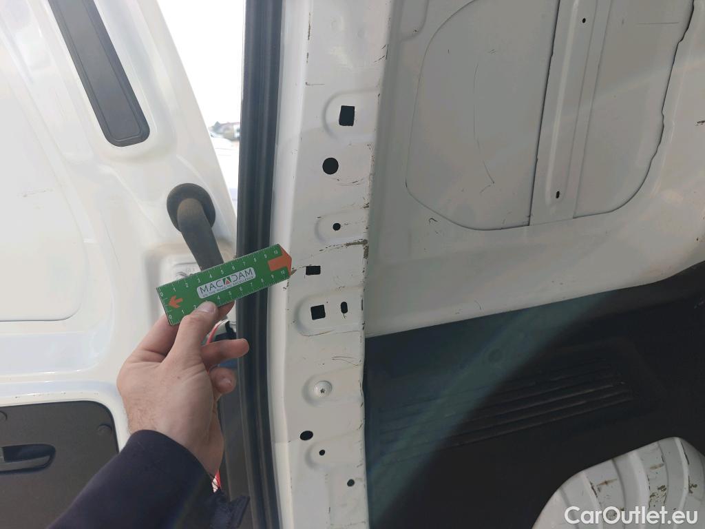  Opel  Combo OPEL  / 2018 / 3P / furgón derivado de turismo 1.5 TD 75kW (100CV) Express L H1 650kg (AC) #14