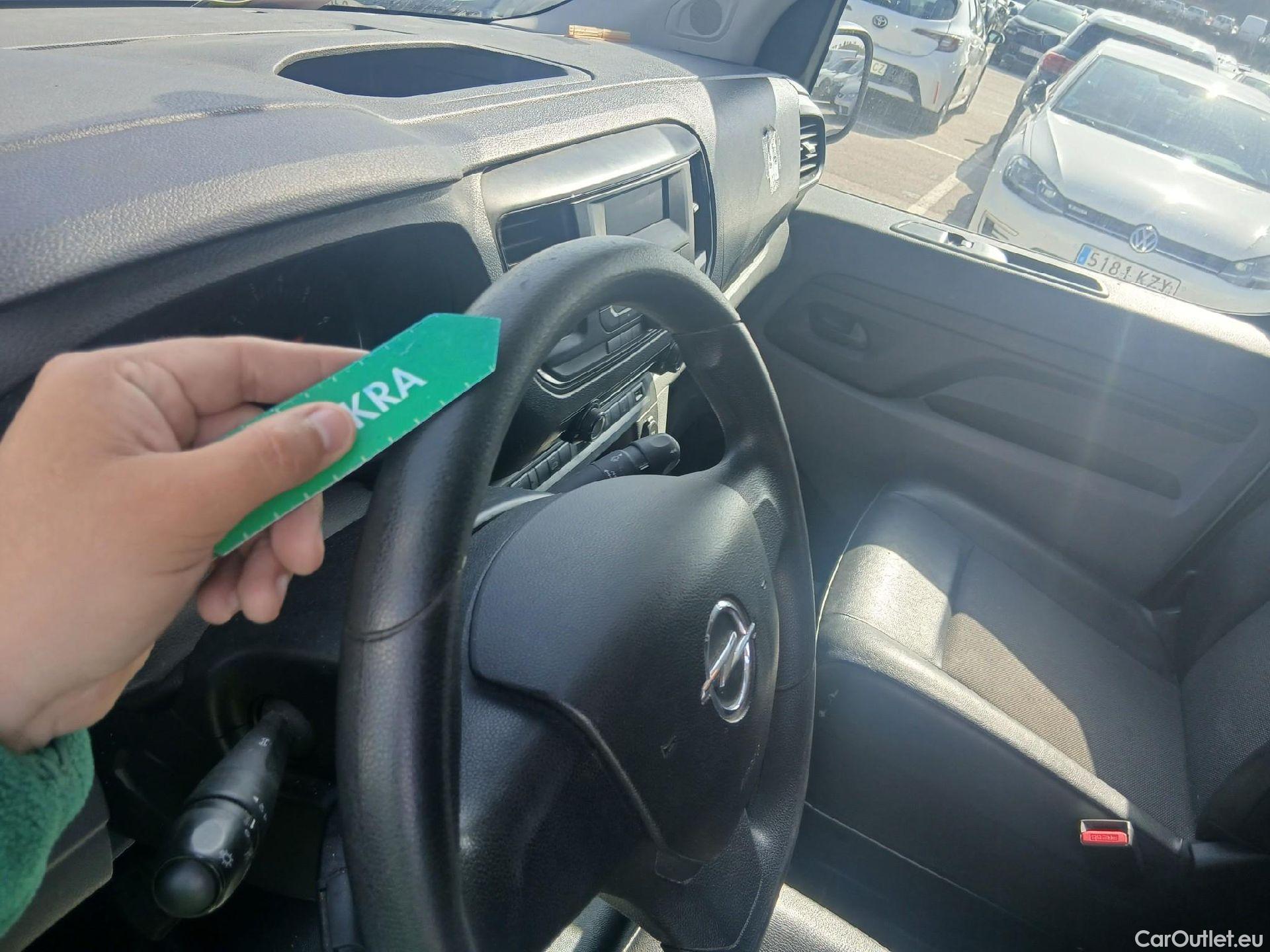  Opel  Vivaro OPEL  / 2019 / 4P / furgón 1.5 Diésel 74kW (100CV) M Std Express #12