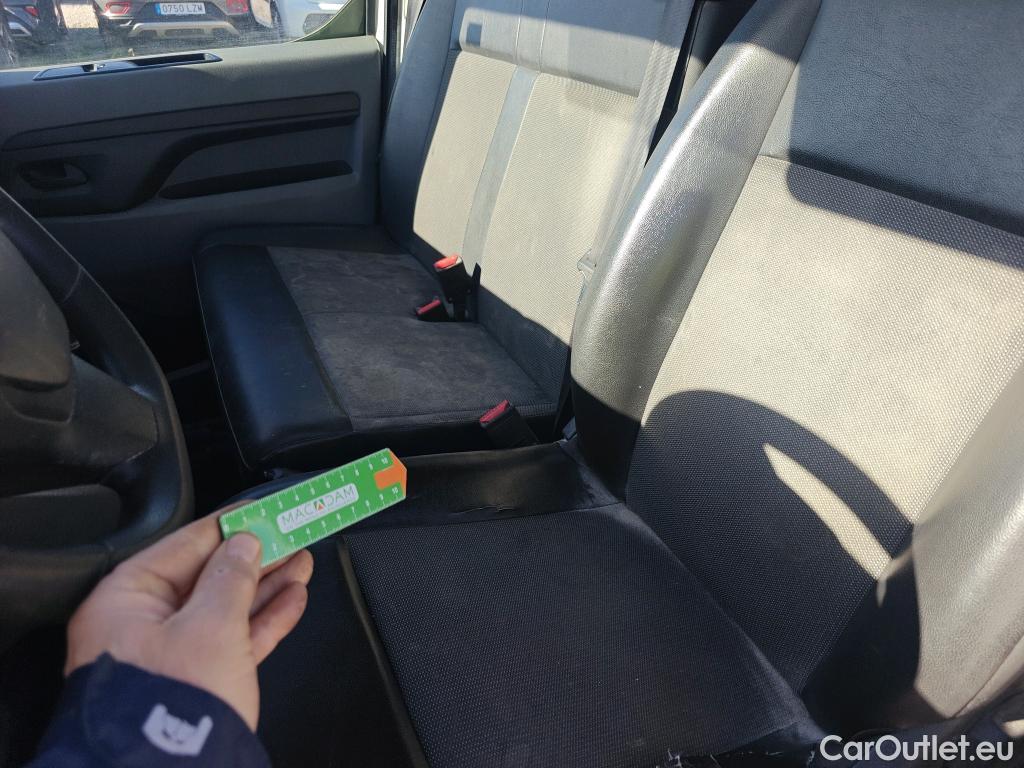  Peugeot  Expert PEUGEOT  / 2016 / 4P / furgón Furgón Pro 2.0 BlueHDi 120 S&S Standard (CX) #45