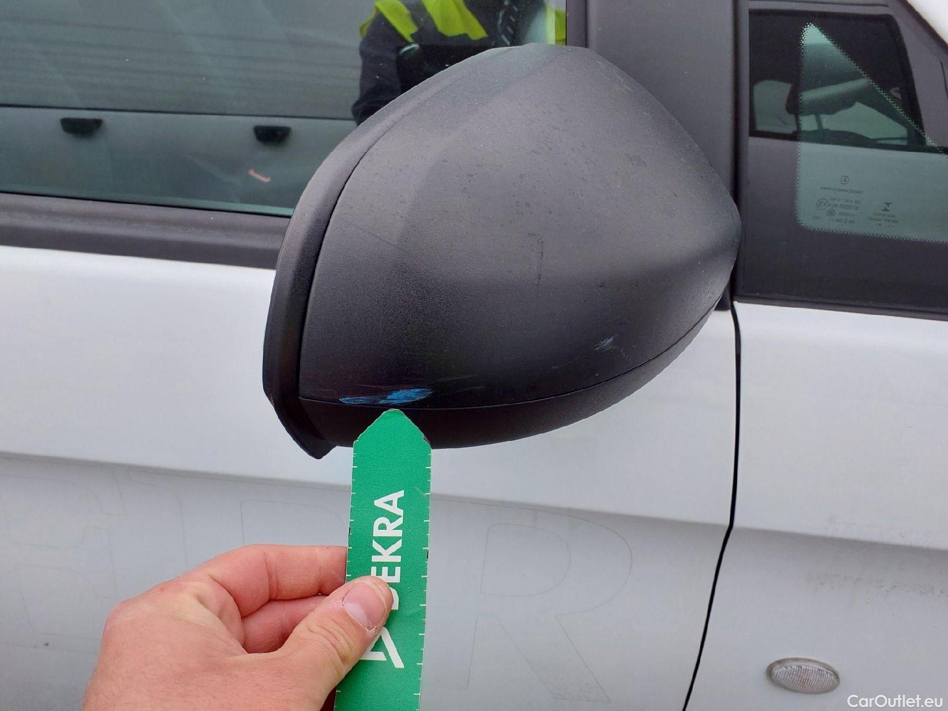  Mercedes  Vito MERCEDES-BENZ  / 2014 / 4P / furgón 110 CDI TD Mixto Compacta #13