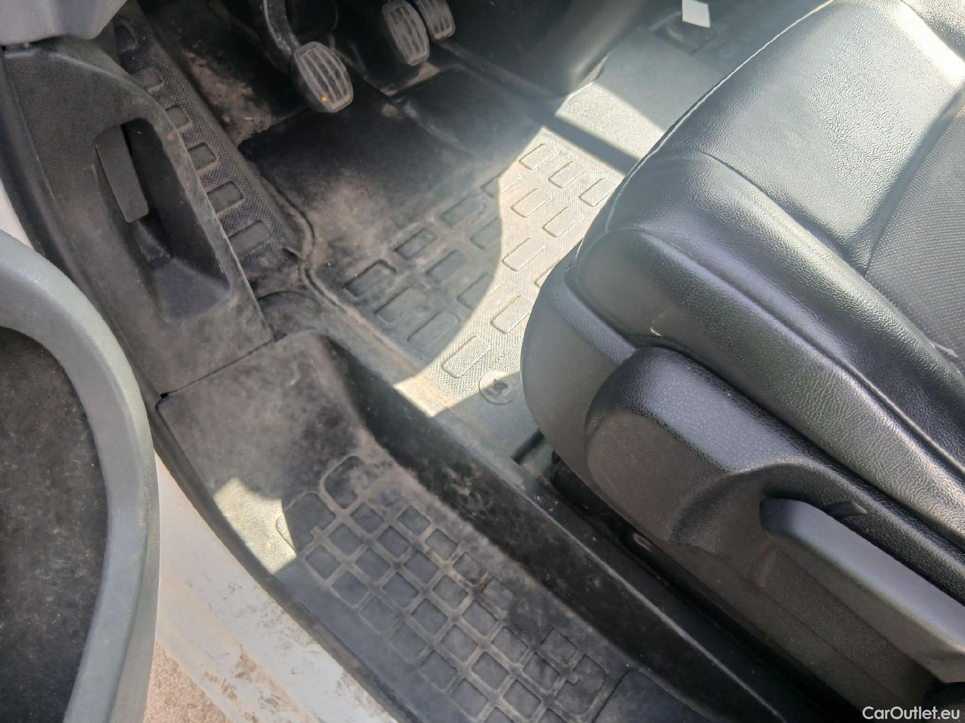  Opel  Vivaro OPEL  / 2019 / 4P / furgón 1.5 Diésel 74kW (100CV) M Std Express #7