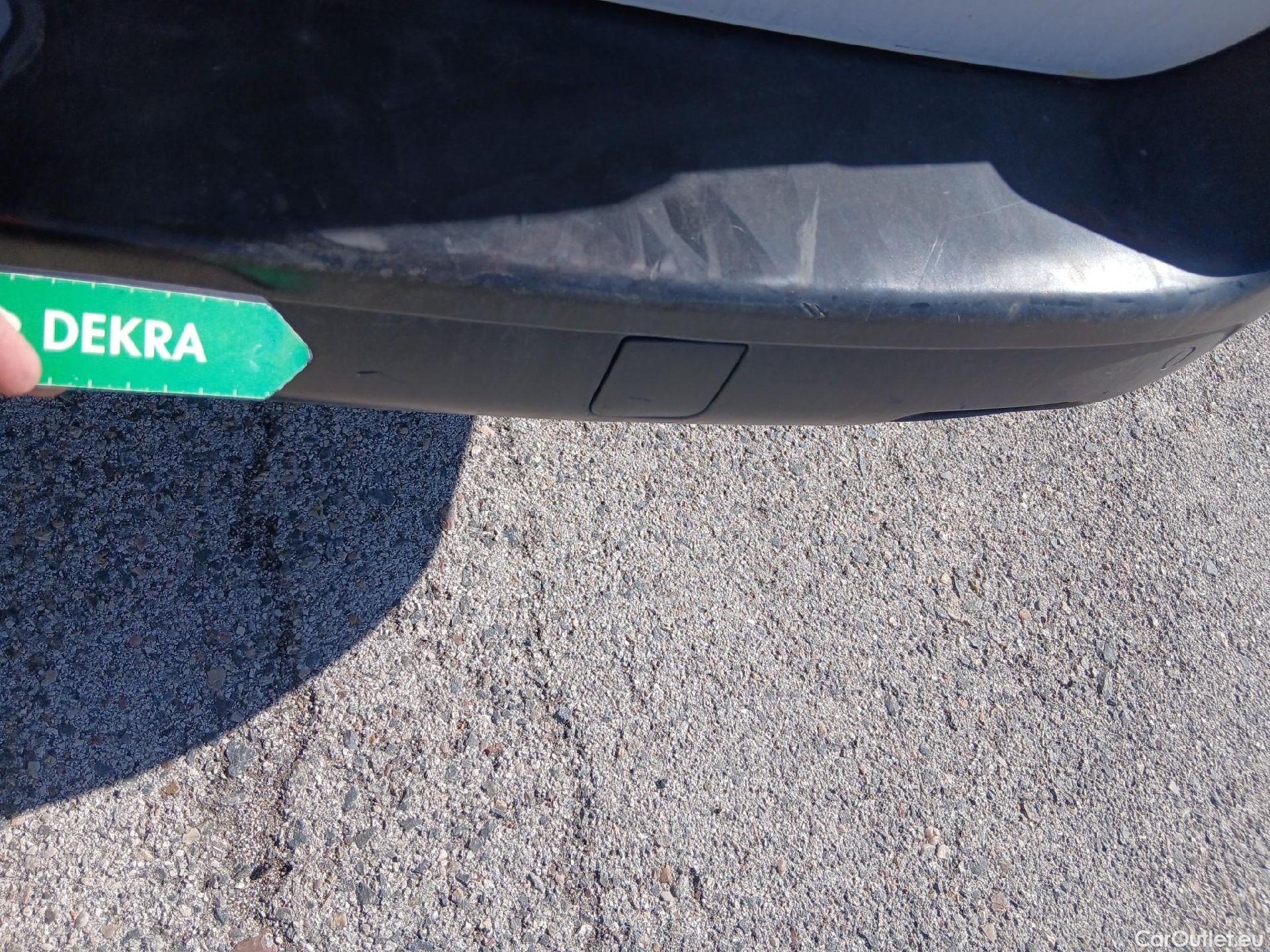  Peugeot  Expert PEUGEOT  / 2016 / 4P / furgón Furgón Premium 2.0 BlueHDi 120 Standard #19