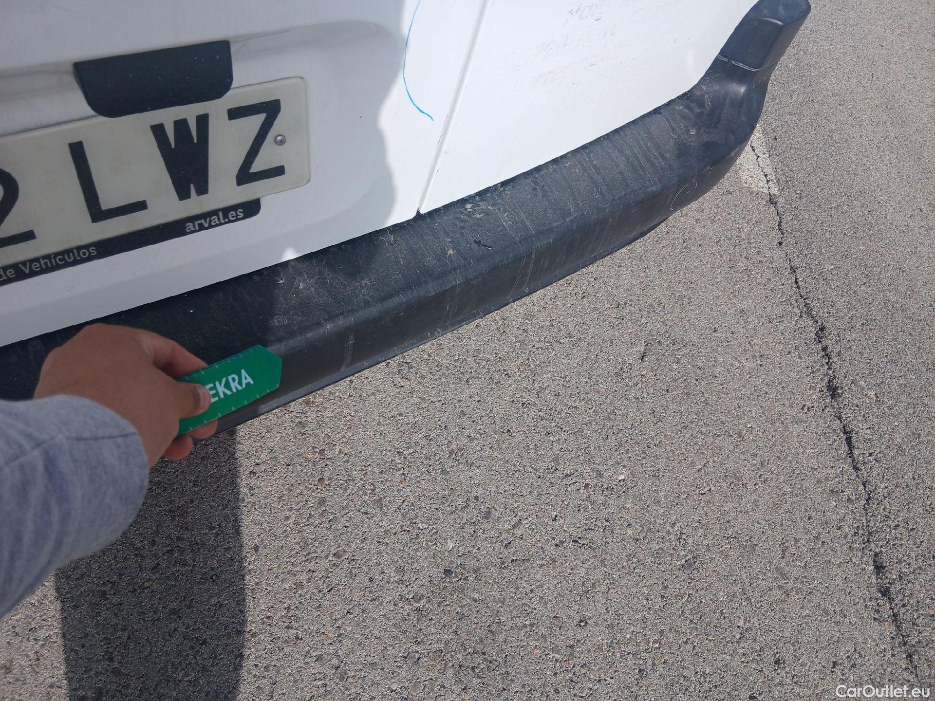  Opel  Combo OPEL  / 2018 / 3P / furgón derivado de turismo 1.5 TD 75kW (100CV) Express L H1 650kg (AC2) #15