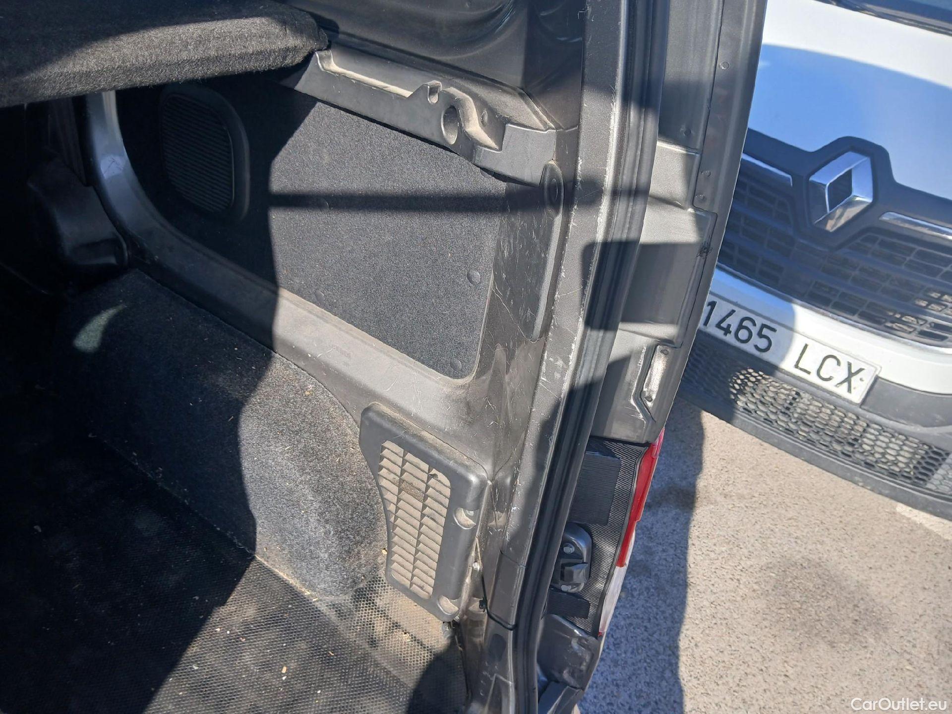  Nissan  NV200 NISSAN  / 2009 / 5P / combi Combi 5 1.5dCi 66kW (90CV) COMFORT Portó #9