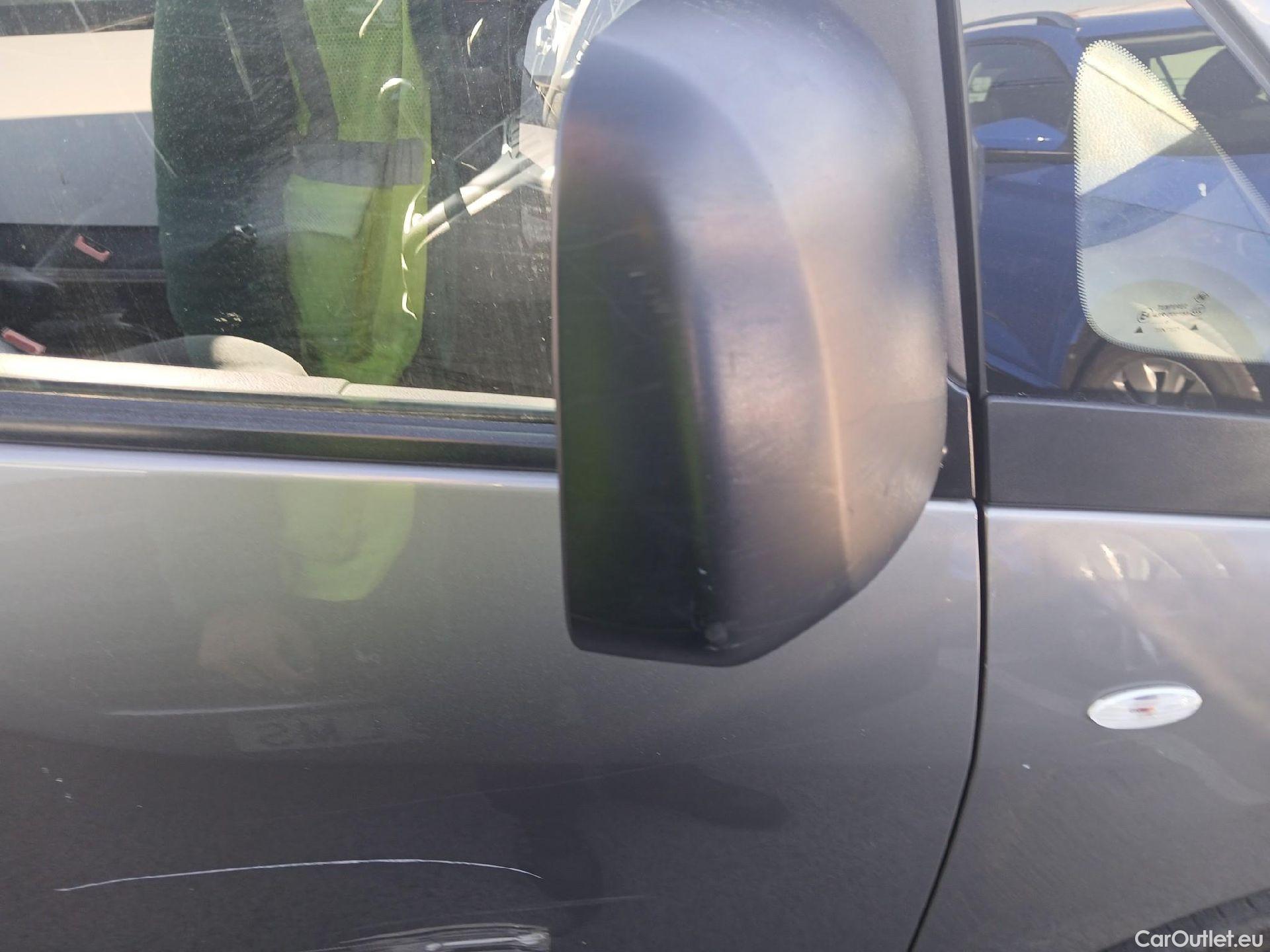  Nissan  NV200 NISSAN  / 2009 / 5P / combi Combi 5 1.5dCi 66kW (90CV) COMFORT Portó #43