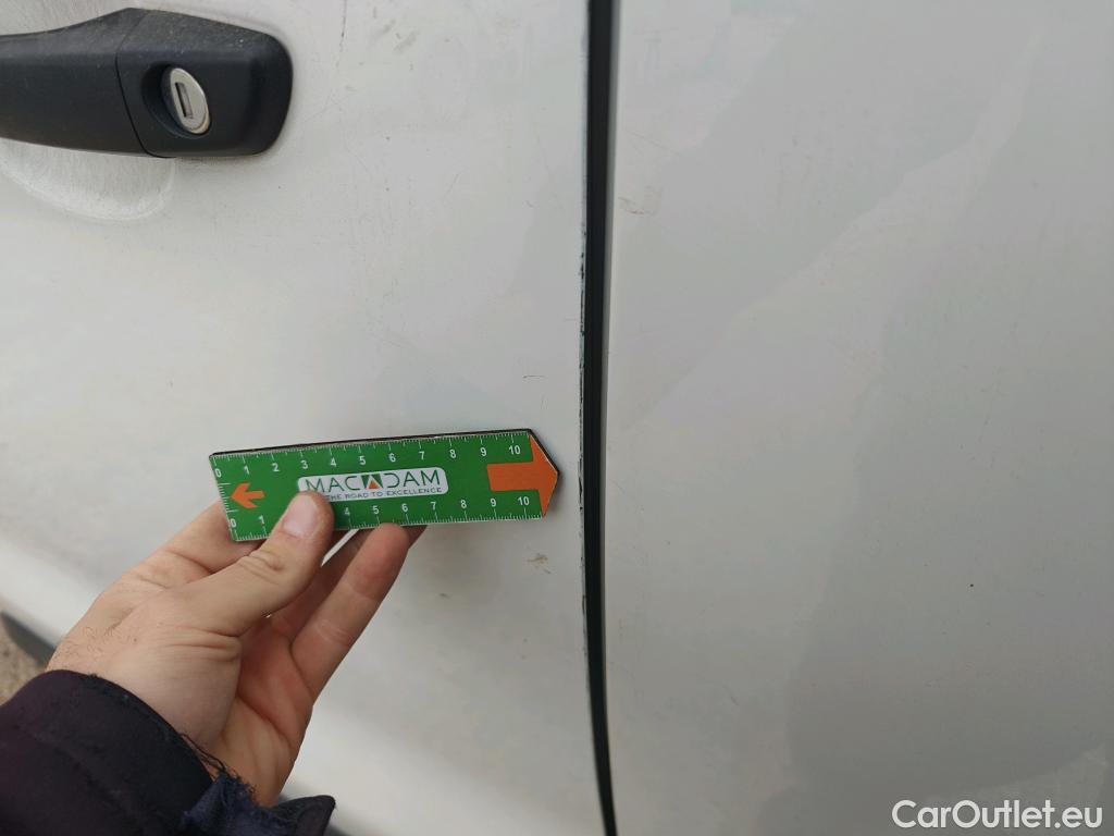  Peugeot  Expert PEUGEOT  / 2016 / 4P / furgón Furgón Premium 1.5 BlueHDi 100 Standard (AC) #29