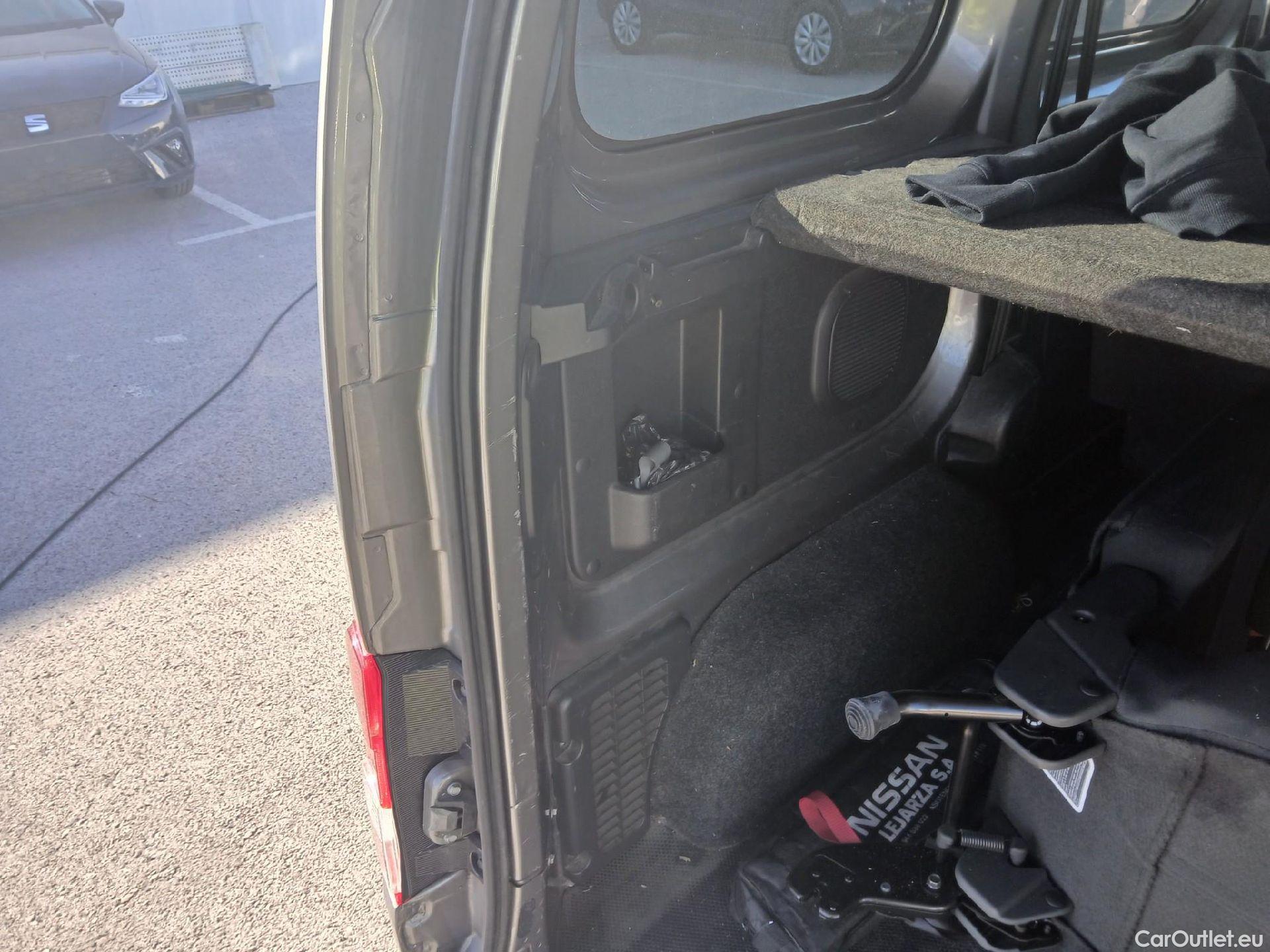  Nissan  NV200 NISSAN  / 2009 / 5P / combi Combi 5 1.5dCi 66kW (90CV) COMFORT Portó #10