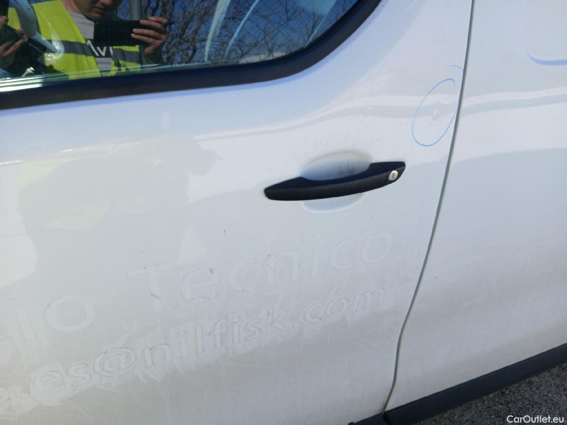  Peugeot  Expert PEUGEOT  / 2016 / 4P / furgón Furgón Premium 2.0 BlueHDi 120 Standard #14