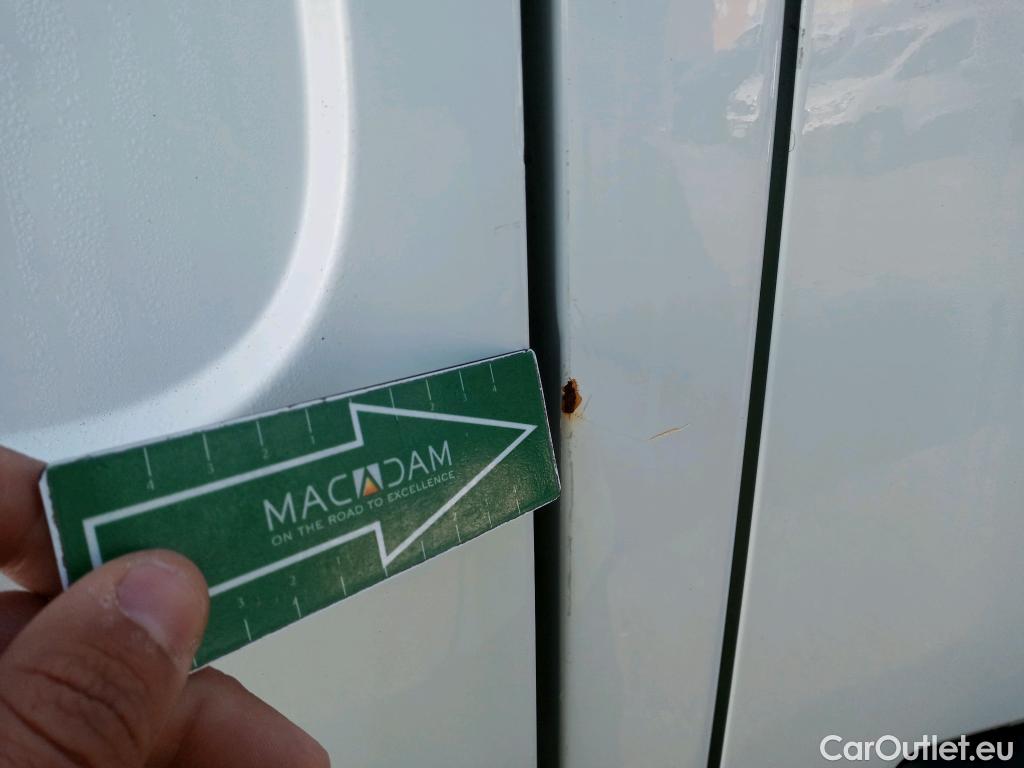  Nissan  NV400 NISSAN  / 2011 / 4P / furgón L2H2 3,5T 2.3dCi EU6 81kW FWD COMFORT #29