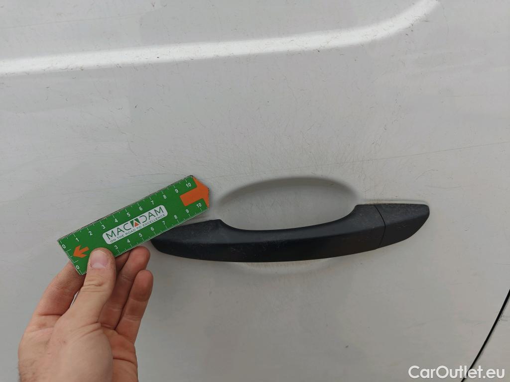  Peugeot  Expert PEUGEOT  / 2016 / 4P / furgón Furgón Premium 1.5 BlueHDi 100 Standard (AC) #22