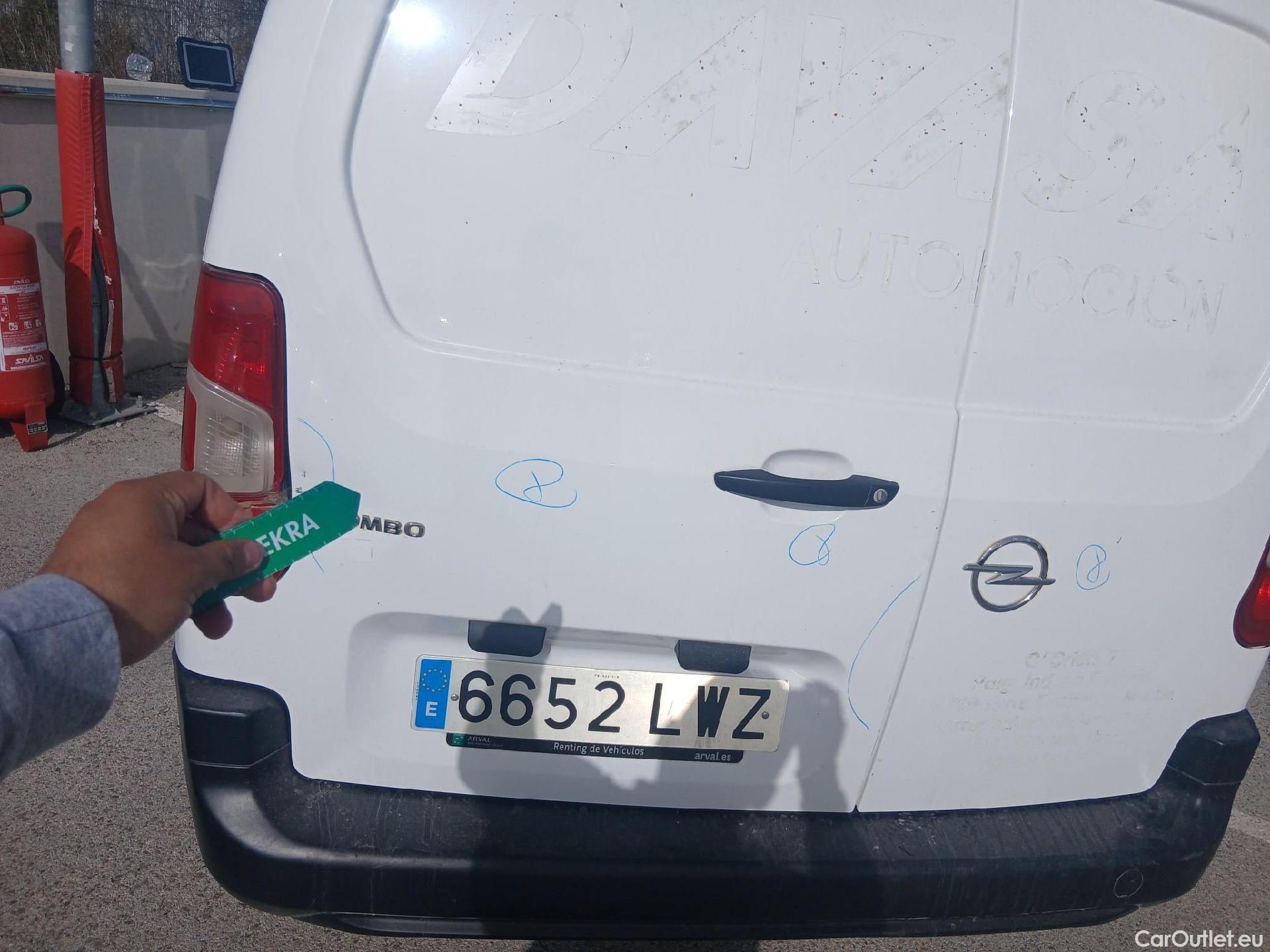  Opel  Combo OPEL  / 2018 / 3P / furgón derivado de turismo 1.5 TD 75kW (100CV) Express L H1 650kg (AC2) #16