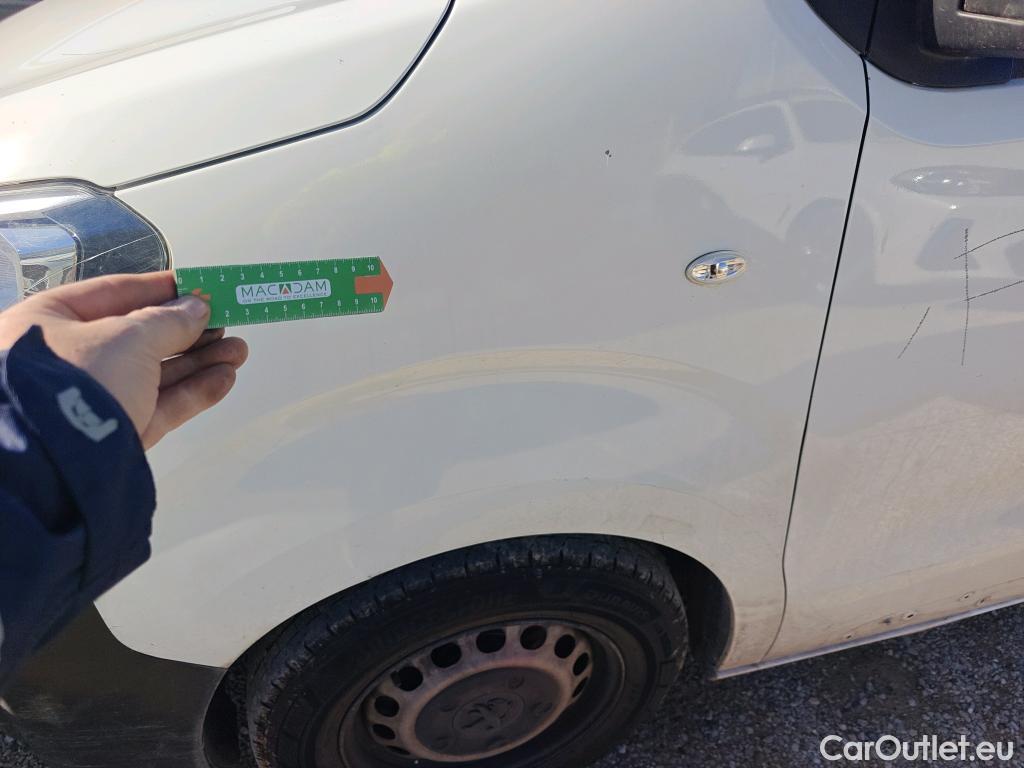  Peugeot  Expert PEUGEOT  / 2016 / 4P / furgón Furgón Pro 2.0 BlueHDi 120 S&S Standard (CX) #64