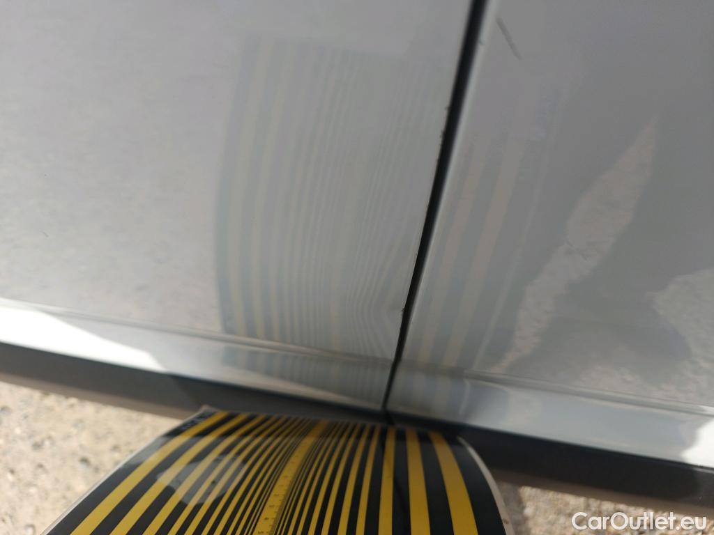  Opel  Combo OPEL  / 2018 / 3P / furgón derivado de turismo 1.5 TD 75kW (100CV) Express L H1 650kg (AC) #19