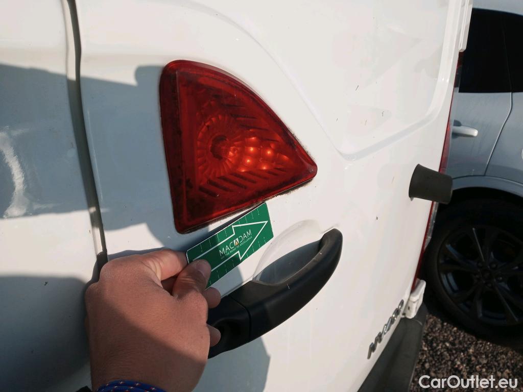  Nissan  NV400 NISSAN  / 2011 / 4P / furgón L2H2 3,5T 2.3dCi EU6 81kW FWD COMFORT #45