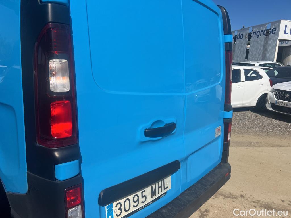  Renault  Trafic RENAULT  / 2021 / 4P / furgón Furgón L2H1 Blue dCi 96 Kw (130 CV) CUA #14