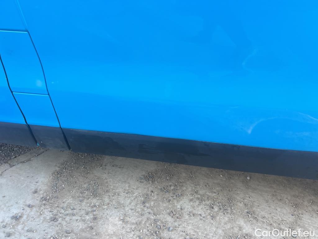  Renault  Trafic RENAULT  / 2021 / 4P / furgón Furgón L2H1 Blue dCi 96 Kw (130 CV) CUA #7