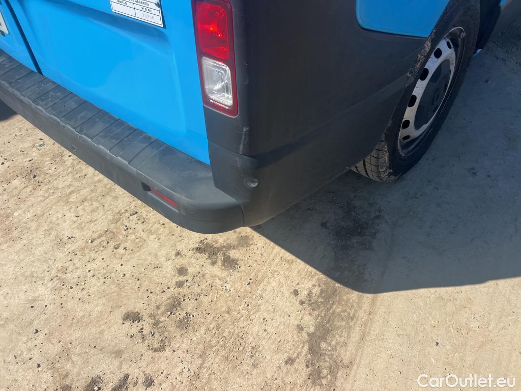  Renault  Trafic RENAULT  / 2021 / 4P / furgón Furgón L2H1 Blue dCi 96 Kw (130 CV) CUA #26