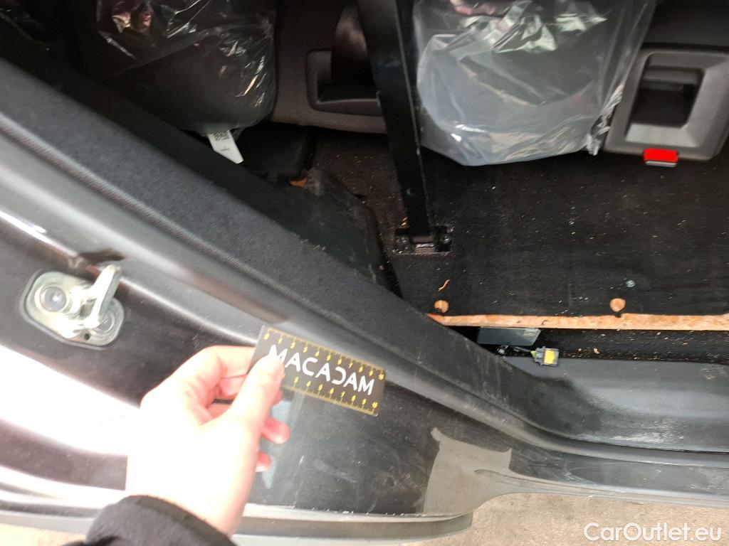  Citroen  C5  Aircross / 2018 / 5P / SUV BlueHDi 130 S&S EAT8 Feel / TRANSFO VP/VF #34