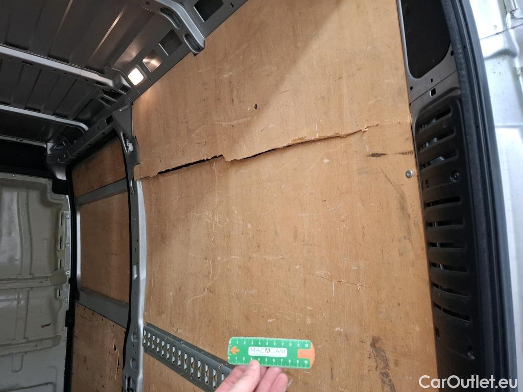  Citroen  Jumper CITROEN  VU 4p Fourgon 30 L2H2 BlueHDi 130 BVM6 Business #79