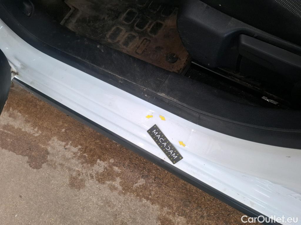  Citroen  C3  Société Feel 1.5 BlueHDI 100CV BVM6 E6d #43